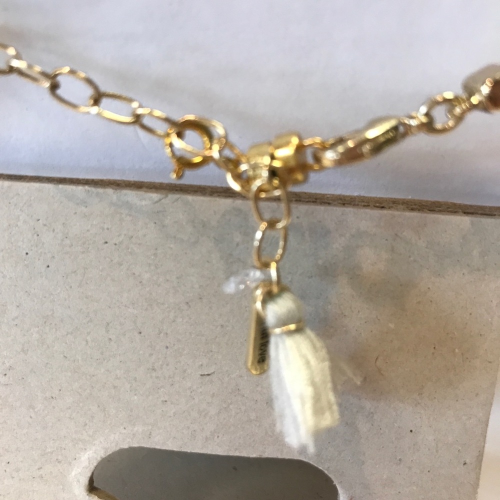 NWT! Lonna & Lilly Lavender & Ivory Flower Necklace, Bracelets & Earrings Purple - Picture 7 of 7